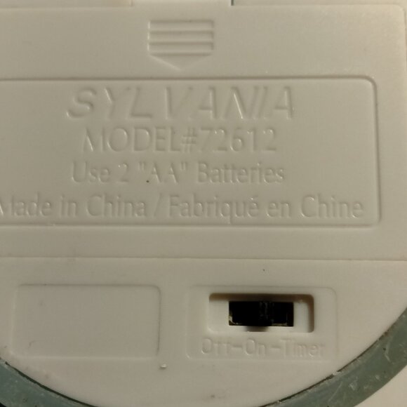 Sylvania Flameless Candle Blue Battery Operated Timer Feature Pillar 4x3 inch - Picture 7 of 11